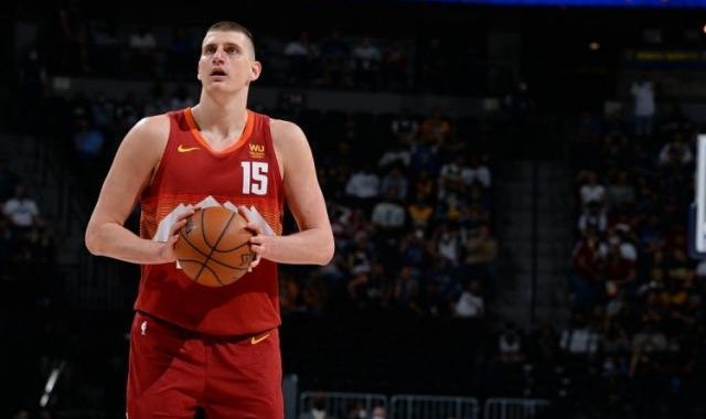 开云下载-实至名归！约基奇生涯首度当选MVP：感谢队友的支持