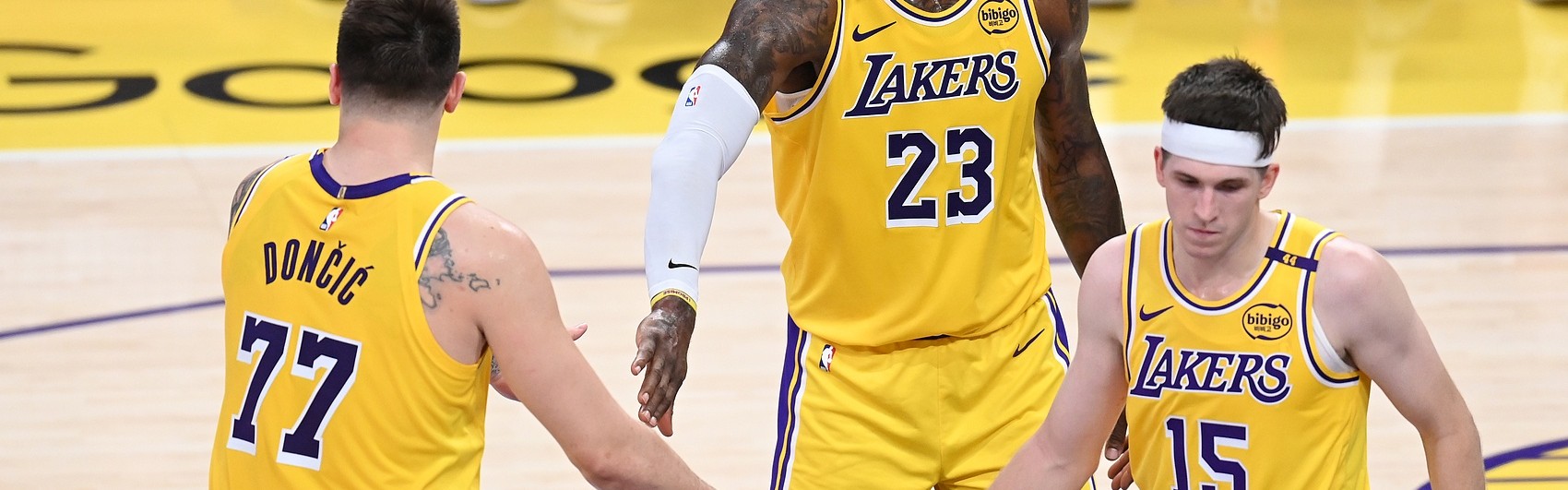 开云-首发五虎火力哪家猛？湖人未加时前10独一份 0号特工5天内轰114分